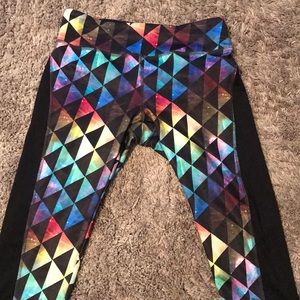 Lularoe: cropped workout pants